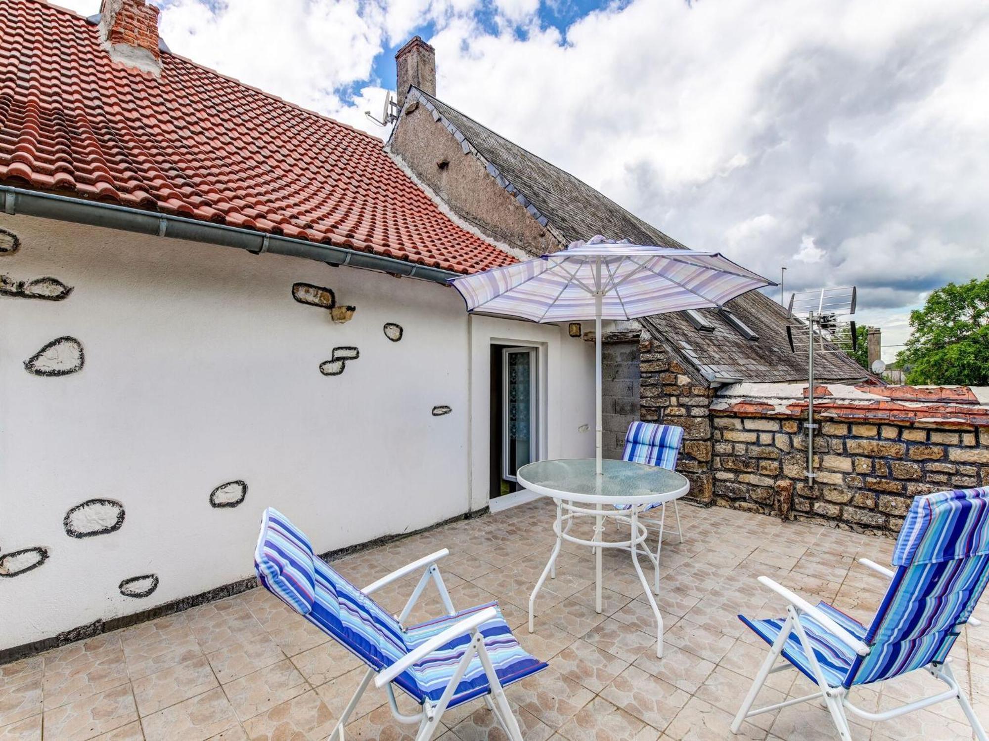 Traditional Holiday Home In Brinon Sur Beuvron Dış mekan fotoğraf