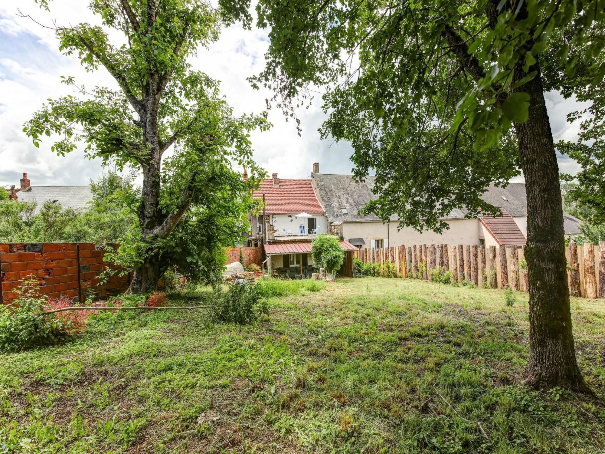 Traditional Holiday Home In Brinon Sur Beuvron Dış mekan fotoğraf